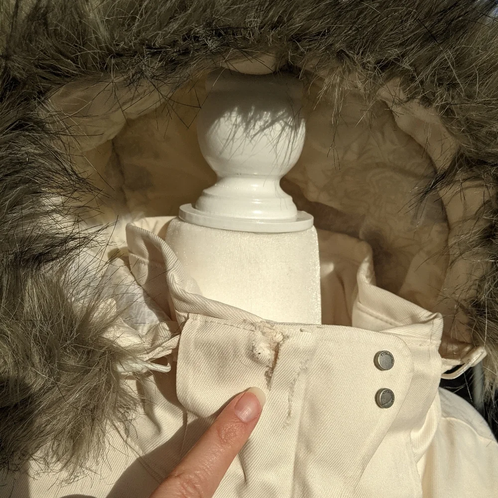 Winter jacket - Picture 8 of 12
